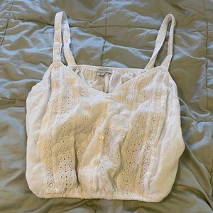 American Eagle crop top size M LIKE NEW WORN ONCE